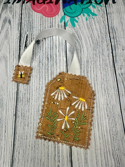 Floral Tea Bag Bookmark (white)